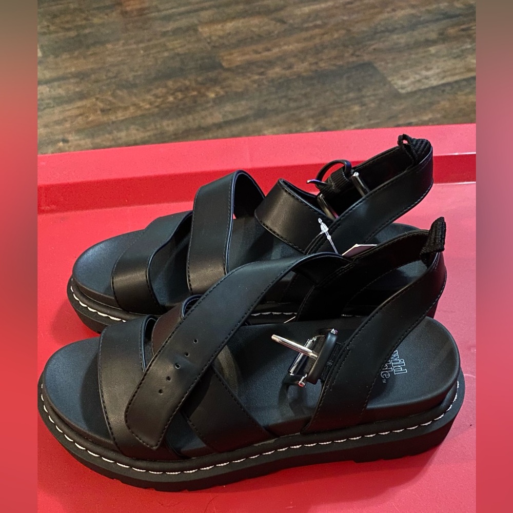 Wild Fable Black Chunky Platform Sandals Ladies Size‎ 6 NWT